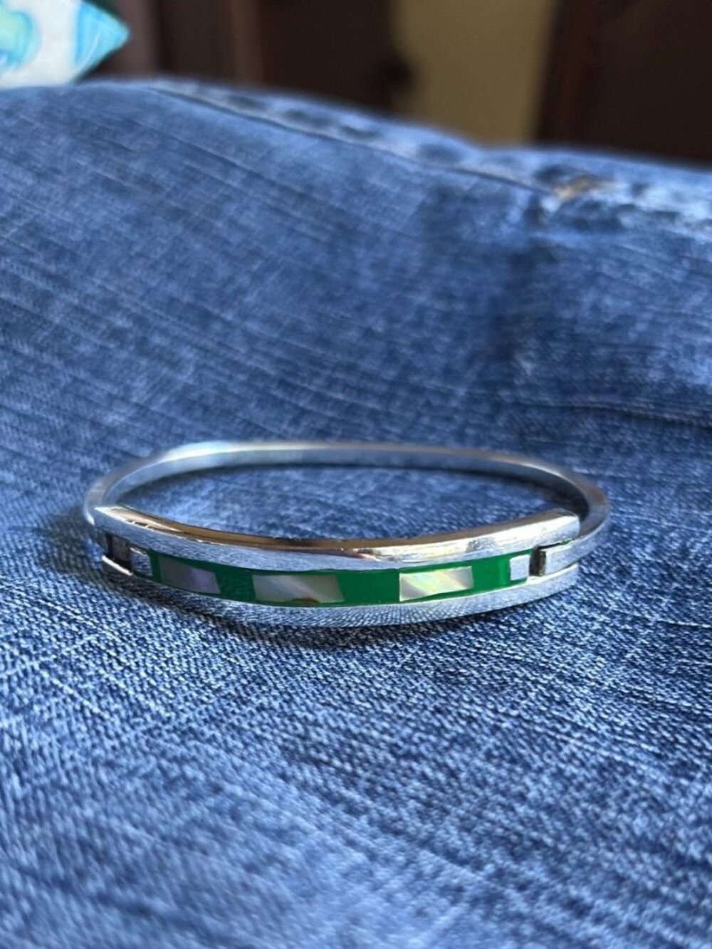 Vintage Mexico Sterling Silver Green Inlay Hinge Bangle Bracelet 925